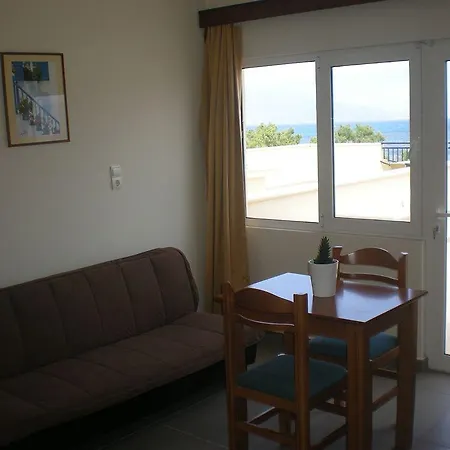 Mesogios Apartmán *